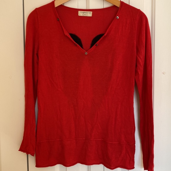 Fine Knit Angel Wings Top - Picture 5 of 6